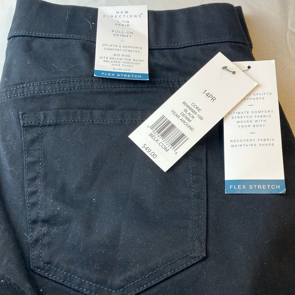 New Directions Women's Pull-On Black Denim Skinny Pants Slim Leg 14PR